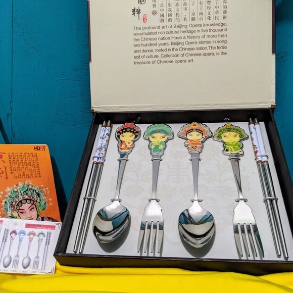 Chinese Opera Silverware Set - 0088 - Picture 4 of 4